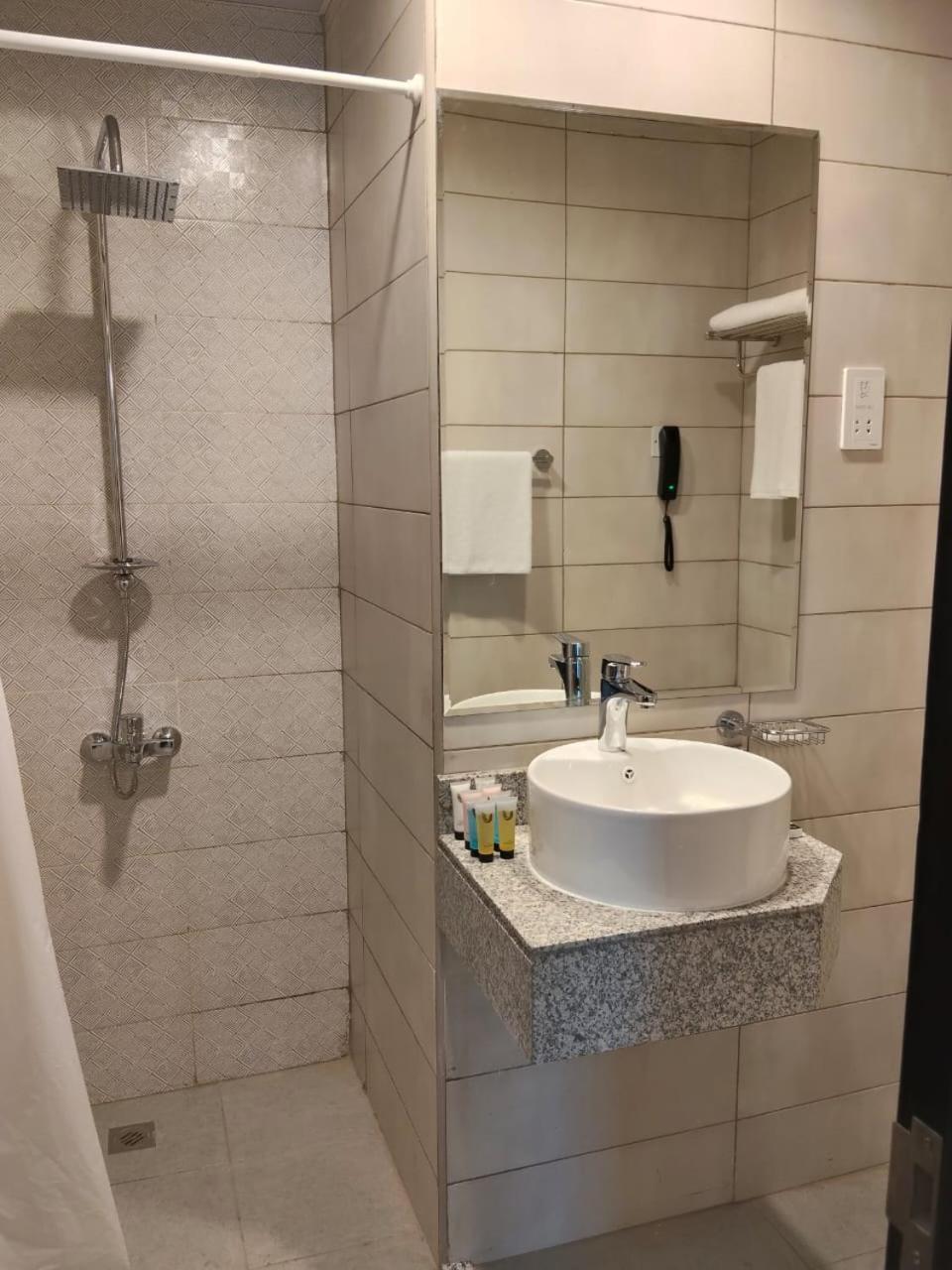 Vogo Grand Hotel Formerly Best Western Plus Hotel Dubai Academic City חדר תמונה
